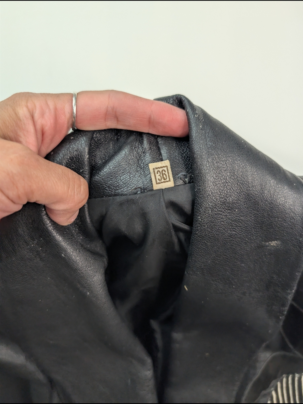 Vintage Black Women's Leather Button-Front Jacket with Embellished Shoulder - Picture 6 of 8